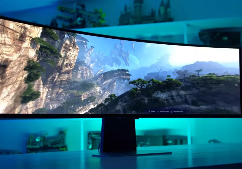 https://www.techspot.com/products/monitors/samsung-odyssey-oled-g9-49-curved.284252/