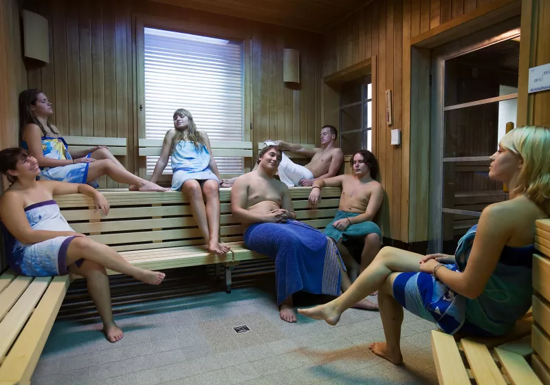 https://www.techspot.com/news/103450-game-developer-demand-employees-have-naked-sauna-sessions.html