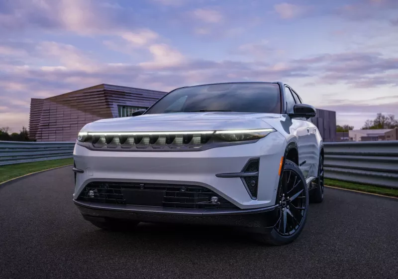 https://www.techspot.com/news/103217-jeep-first-ev-72000-wagoneer-s-300-mile.html