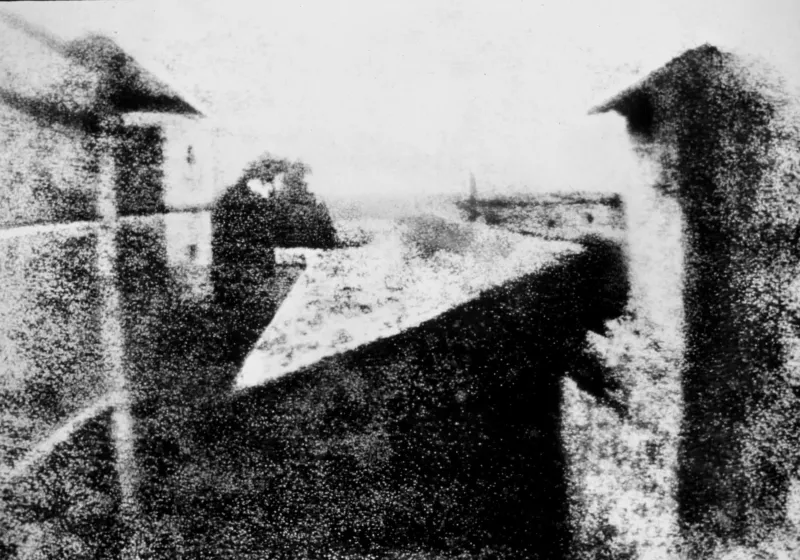 https://www.techspot.com/trivia/46-world-first-photograph-required-how-much-time-exposure/