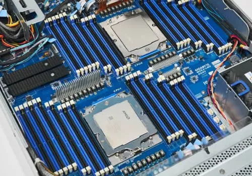 https://www.techspot.com/news/103872-gigabyte-stuffs-48-ddr5-memory-slots-onto-standard.html