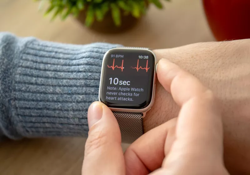 https://www.techspot.com/news/104163-california-man-credits-apple-watch-heart-rate-monitor.html