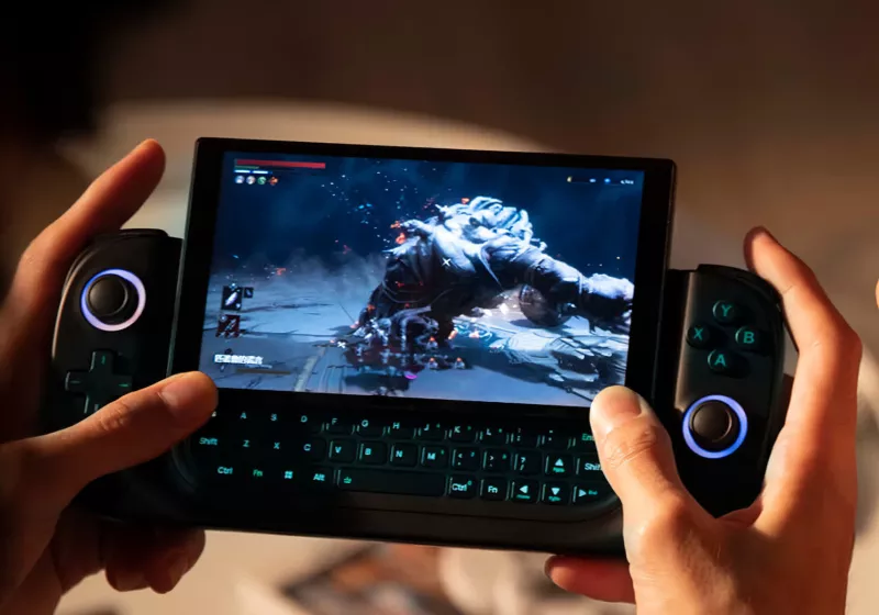 https://www.techspot.com/news/104340-antec-core-hs-handheld-gaming-pc-sliding-display.html