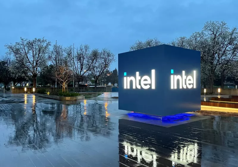 https://www.techspot.com/news/104532-struggling-intel-may-consider-selling-divisions-slashing-expenditures.html