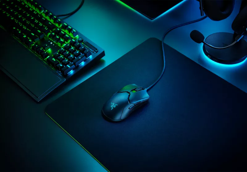 https://www.techspot.com/downloads/5419-razer-synapse.html